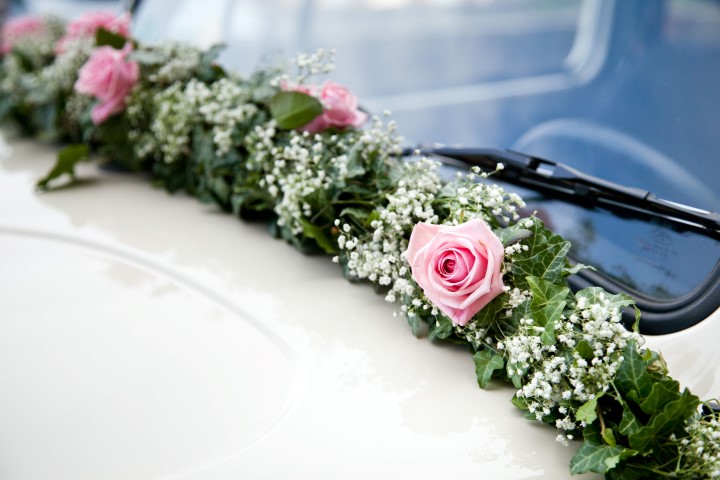 Autoschmuck  Autodeko Strauß Braut Paar Deko Hochzeit Brautauto Creme rosa 