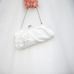 Die Handtasche einer Braut – unverzichtbare Helfer